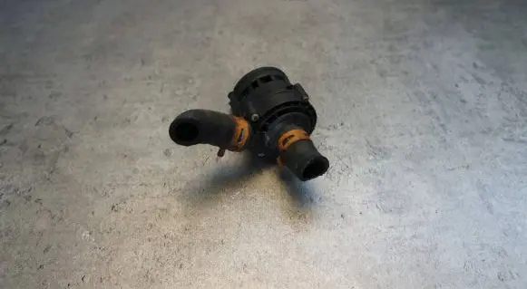 Infiniti FX Electric auxiliary coolant/water pump