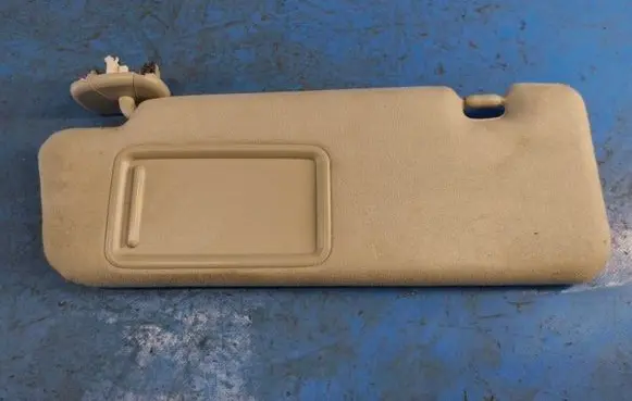 Toyota Prius (XW30) Sun visor 7432047200B0