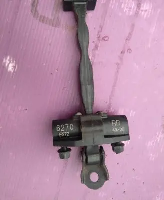 Opel Crossland X Rear door check strap stopper