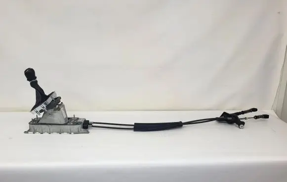 Volkswagen Tiguan Gear shifter/selector 5n0711049