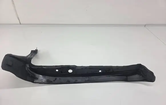 Audi A5 Sportback 8TA Fender end trim 8T0821111A