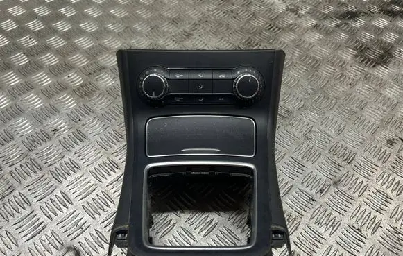 Mercedes-Benz B W246 W242 Climate control unit A2469008215