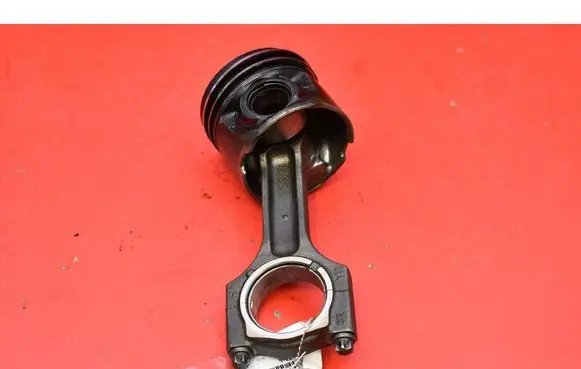 BMW X5 E70 Piston 