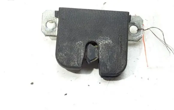 Seat Leon (1M) Tailgate exterior lock 6L6827505E