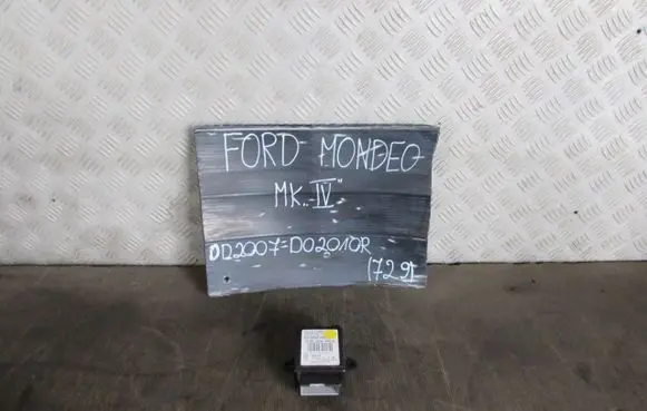 Ford Mondeo MK IV Light module LCM 7S7113K031BE