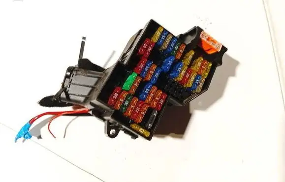 Porsche Cayenne (9PA) Fuse box set