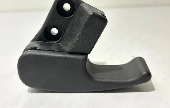 Audi A3 S3 8P Engine bonnet (hood) release handle 1H1823533