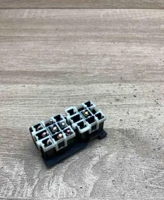 Audi 80 90 S2 B4 Plug wire 443937529