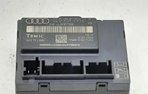 Audi Q7 4L Door control unit/module 4L0959795B
