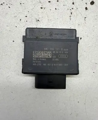 Audi A4 S4 B9 8W Fuel injection pump control unit/module 8W0906121B