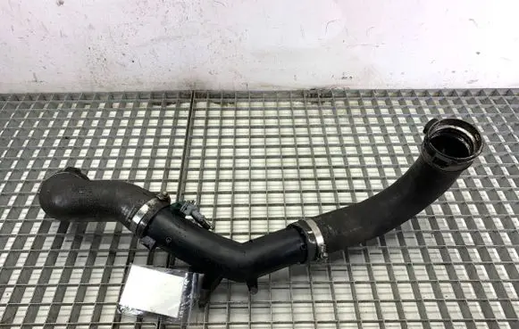 Intercooler hose/pipe