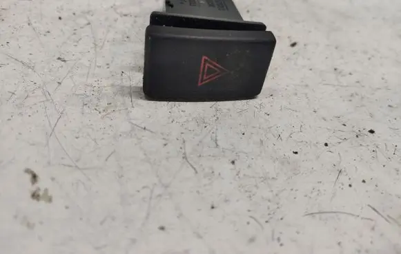 Toyota Avensis T250 Hazard light switch