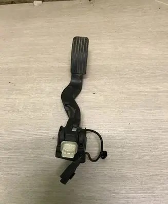 Citroen C4 I Accelerator throttle pedal 9650889180