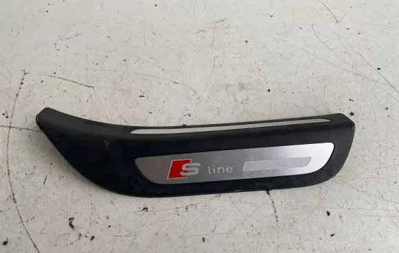 Audi Q5 SQ5 Rear sill trim cover 8R0853376 8R0853376A 8R0853376C