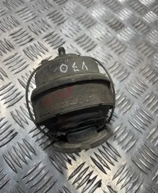 Volvo S70 V70 V70 XC Engine mount bracket 30741397