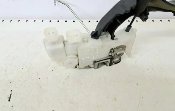 Honda Accord Front door lock 