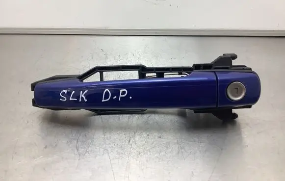 Mercedes-Benz SLK R170 Front door exterior handle