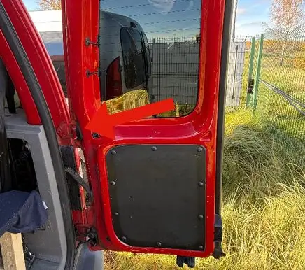 Volkswagen Caddy Loading door upper hinge 2K0827152B