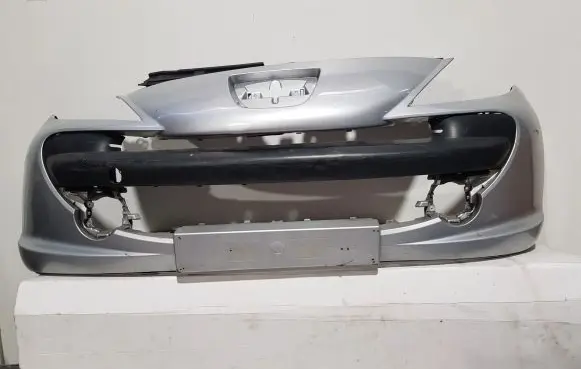 Peugeot 207 Front bumper 9654356877