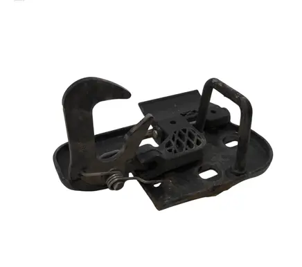 Volkswagen Touran I Engine bonnet/hood lock/catch