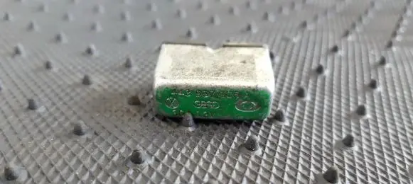 Volkswagen Golf IV Other relay 443937105A