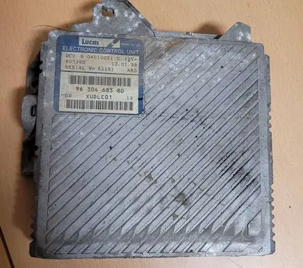 Peugeot 806 Engine control unit/module 9630468380 80739D R04010021CC