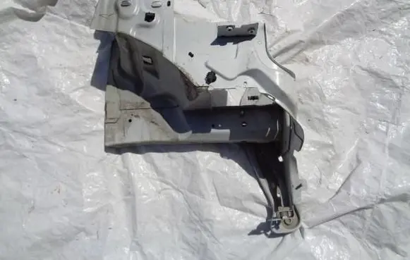 Citroen C3 Picasso Front quarter panel 