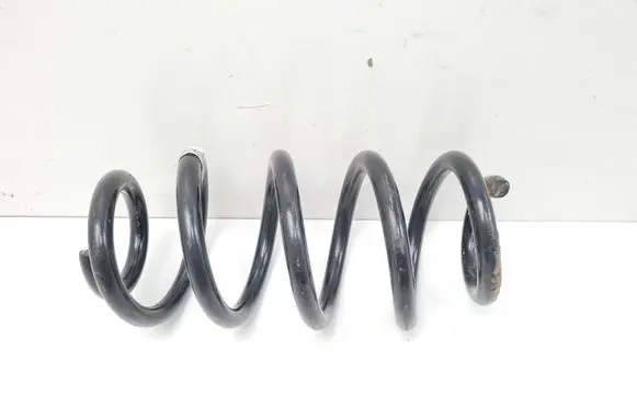 BMW 2 F46 Rear coil spring