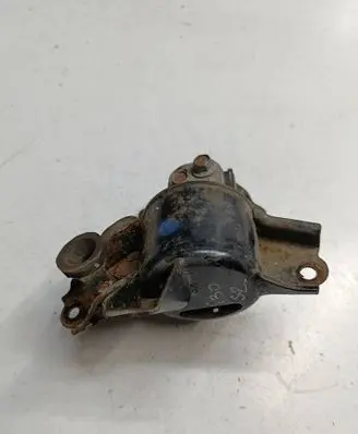 Hyundai i30 Engine mounting bracket 62S85QWF42A