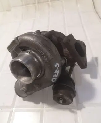 Mercedes-Benz C W202 Turbo A6110960099 7006251