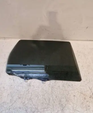Mitsubishi Outlander Rear windscreen/windshield window 43R006723 DOT24M101AS3