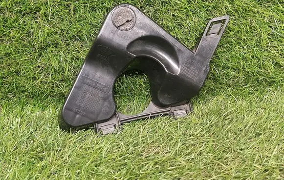 Ford Kuga I Front bumper mounting bracket 8V4117A780AF