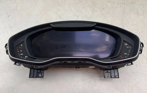 Audi A5 Speedometer (instrument cluster) 8W5920790E 0263731033