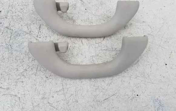 Volkswagen Golf V Front interior roof grab handle