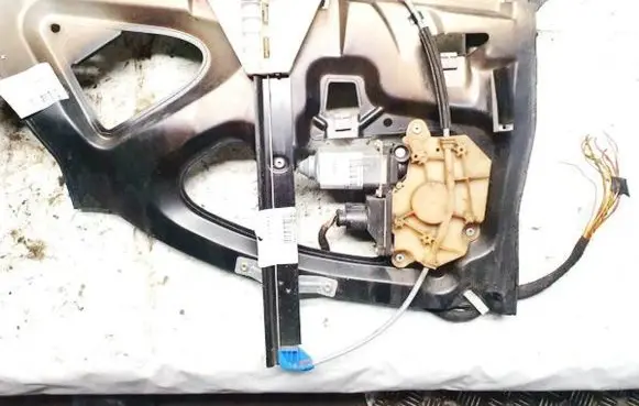 Audi A3 S3 8L Sliding door window regulator with motor
