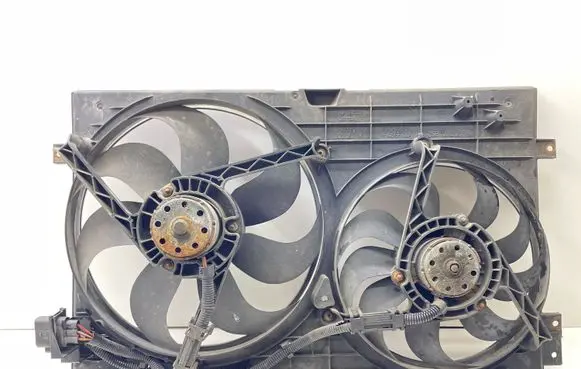 Audi A3 S3 8L Radiator cooling fan shroud 1J0121207M