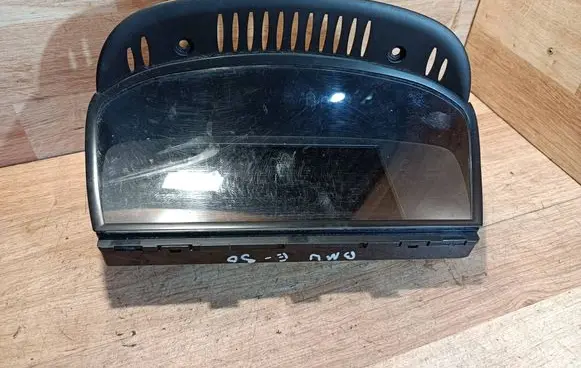 BMW 3 E90 E91 Screen/display/small screen 9151976