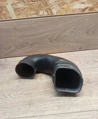 Volkswagen PASSAT CC Air intake hose/pipe 3C0129618