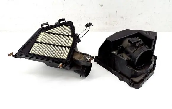 Honda CR-V Air filter box ACC98 AFH70M62A
