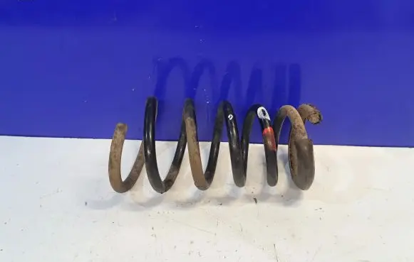 Volvo XC90 Rear coil spring 30645888
