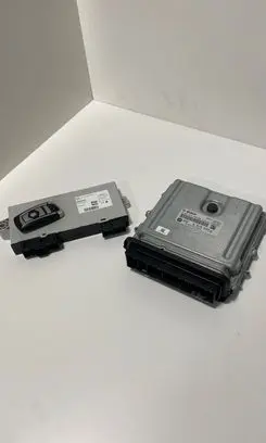 BMW 6 F12 F13 Engine ECU kit and lock set 8518633 0281018666