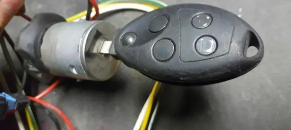 Renault Scenic II - Grand scenic II Ignition lock 36353100