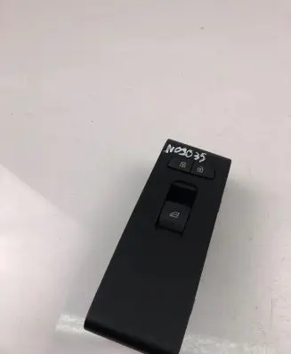Volvo XC40 Electric window control switch 31456060