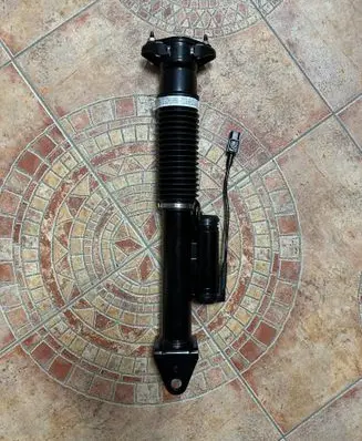 Mercedes-Benz R W251 Air suspension rear shock absorber A2513201931 A2513203131 A2513203031