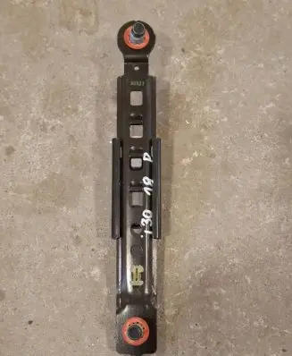 Hyundai i30 Seat belt adjustment rail 