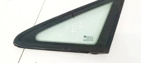 Opel Zafira A Front triangle window/glass 