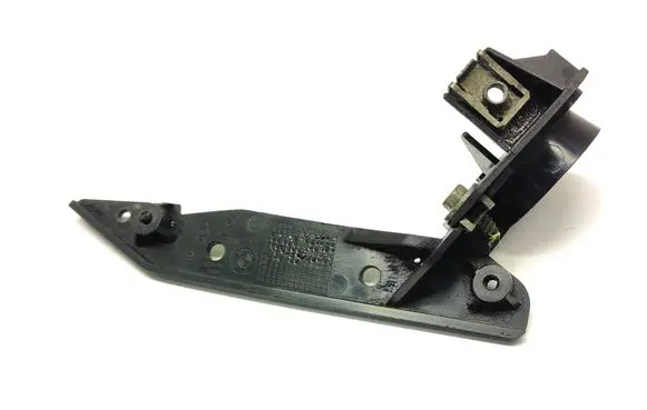 BMW 3 E90 E91 Headlight/headlamp mounting bracket 7058448