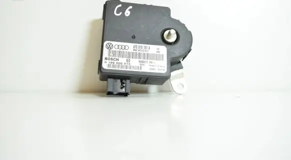 Audi A6 S6 C6 4F Battery control module 4F0915181A