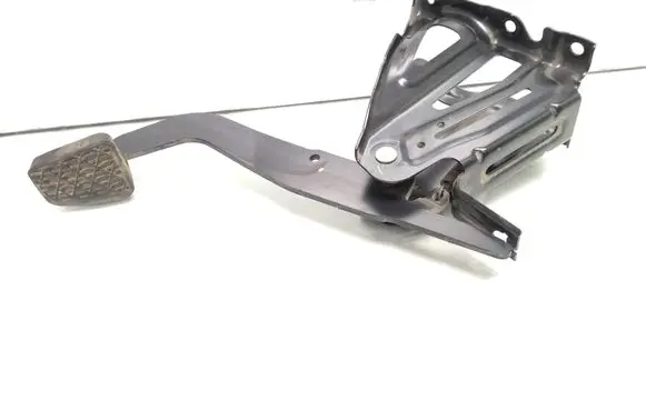 Volkswagen Crafter Brake pedal A2012920082