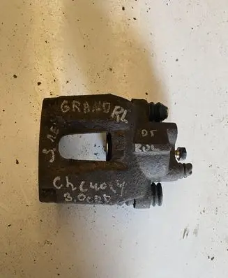 Jeep Grand Cherokee (WK) Rear brake caliper